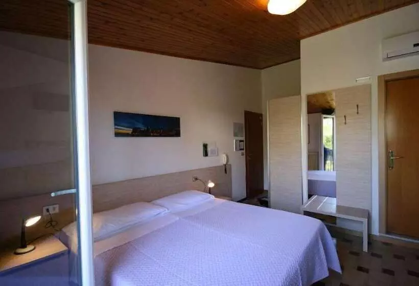 酒店 Albergo Centopini