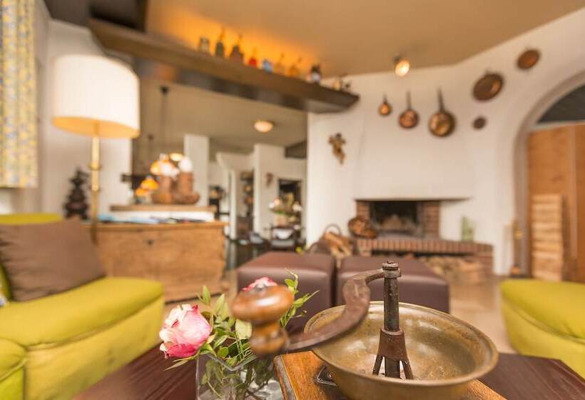 فندق Alpenhof Postillion