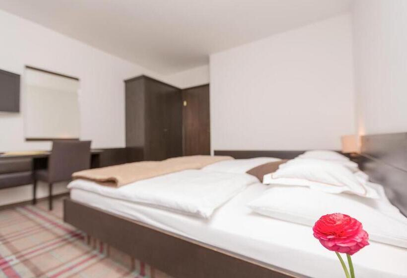 فندق Alpenhof Postillion