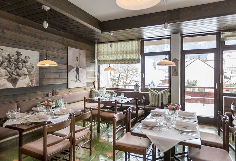 فندق Alpenhof Postillion