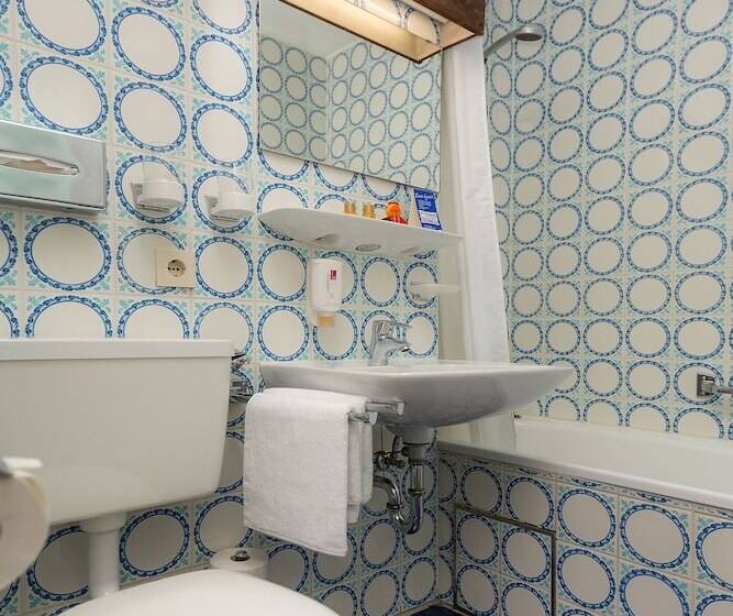 فندق Alpenhof Postillion