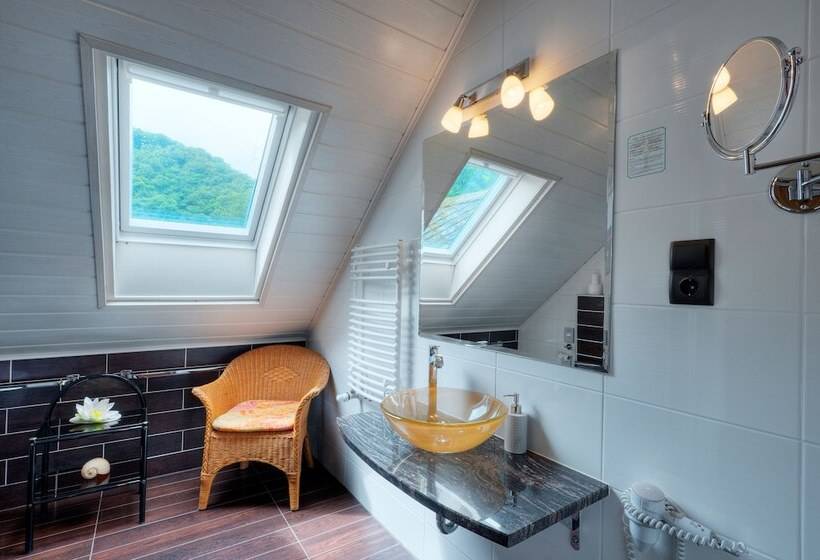 בית מלון כפרי Am Schwanenweiher