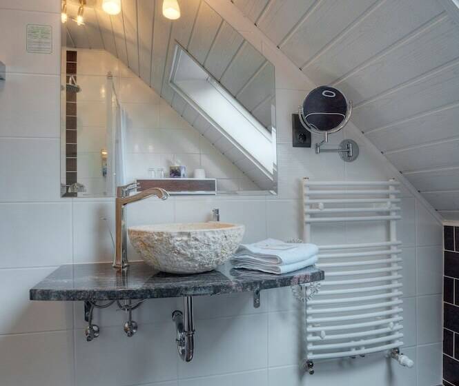 בית מלון כפרי Am Schwanenweiher