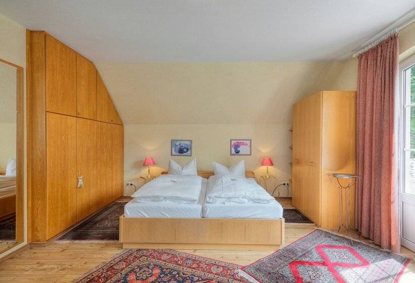 בית מלון כפרי Am Schwanenweiher