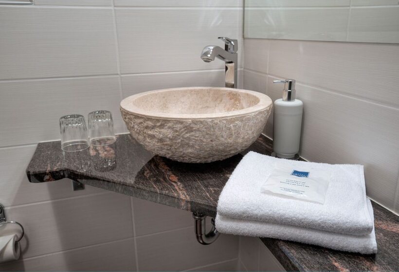 בית מלון כפרי Am Schwanenweiher