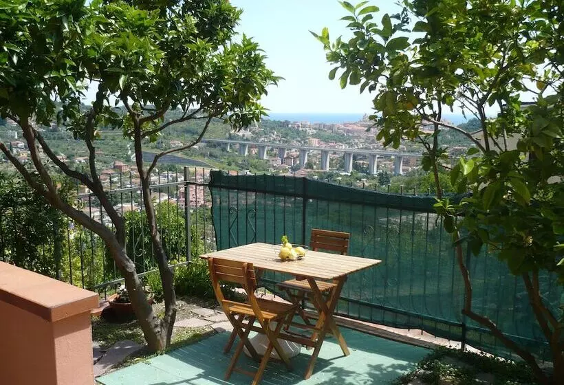 ホテル Azienda Agrituristica Villa Arianna