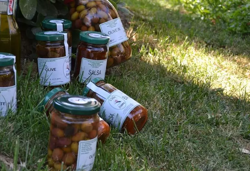 ホテル Azienda Agrituristica Villa Arianna