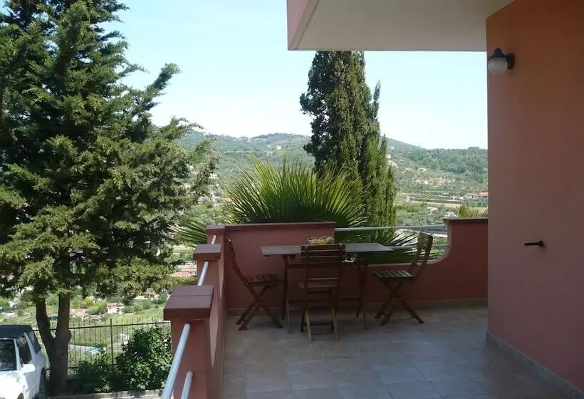 ホテル Azienda Agrituristica Villa Arianna