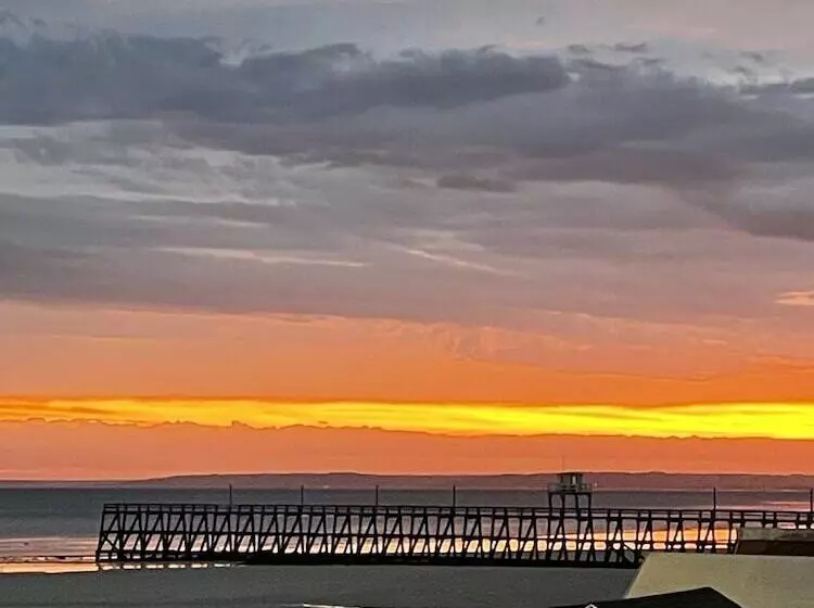 ホテル Beau Rivage Hôtel Restaurant