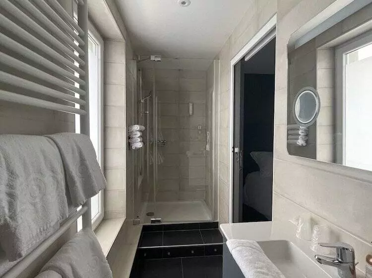 ホテル Beau Rivage Hôtel Restaurant