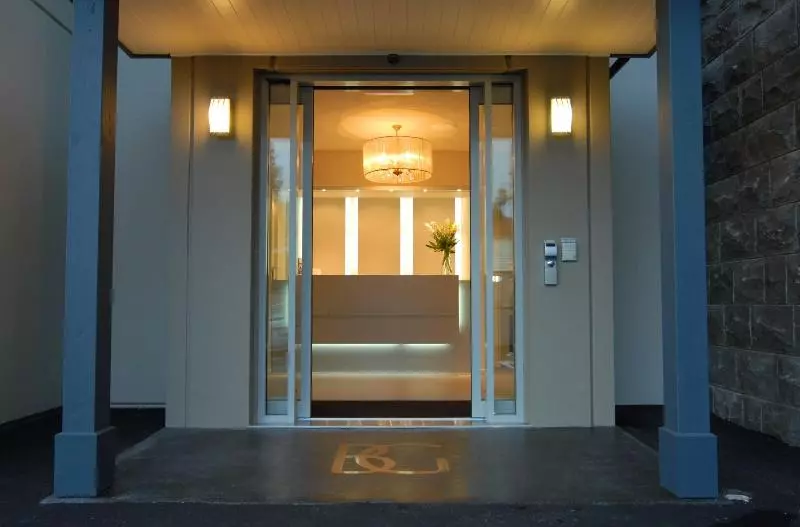 Hotel Bluestone On George