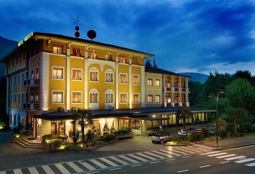 ホテル Brescia