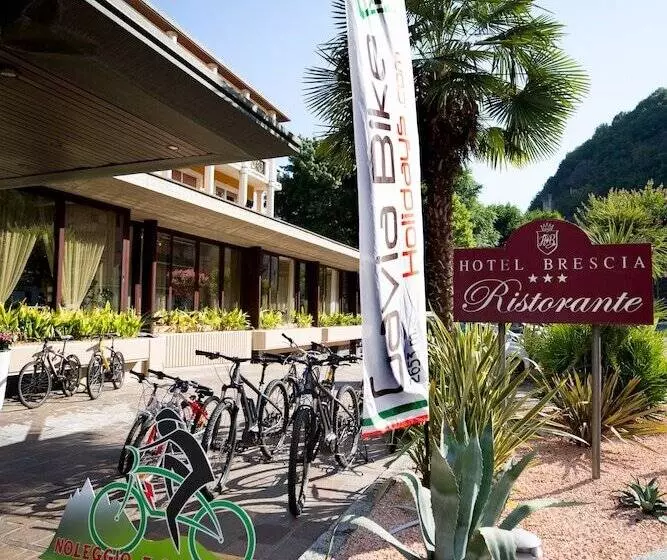 Отель Brescia