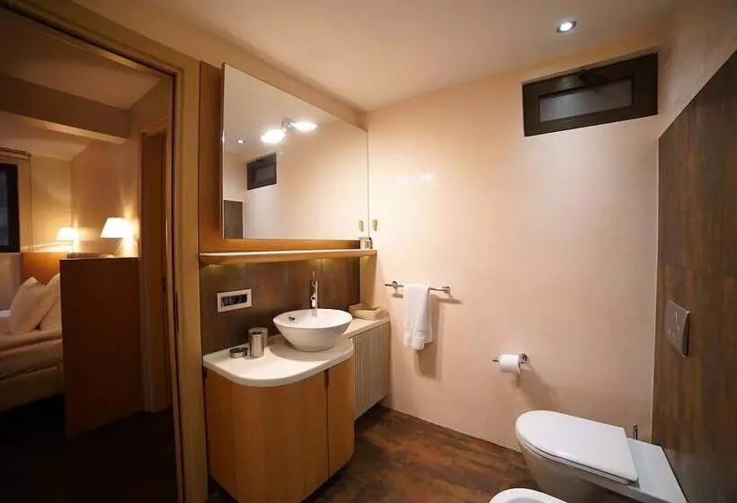 هتل Deris Bosphorus Lodge