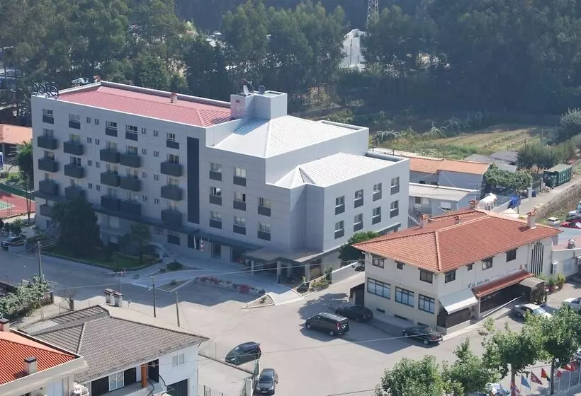 בית מלון כפרי Feira Pedra Bela