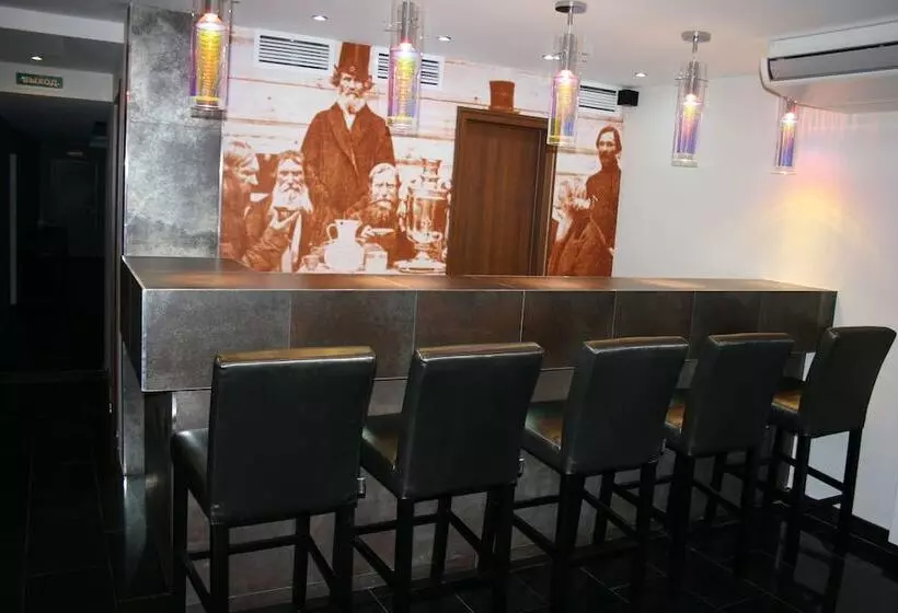 בית מלון כפרי Graf Orlov