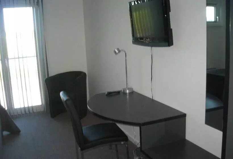 בית מלון כפרי Gudenå