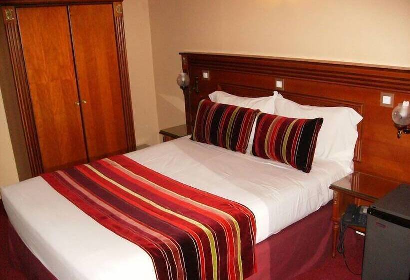 בית מלון כפרי Hôtel Du Val De Seine