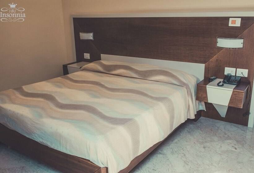 호텔 Insonnia
