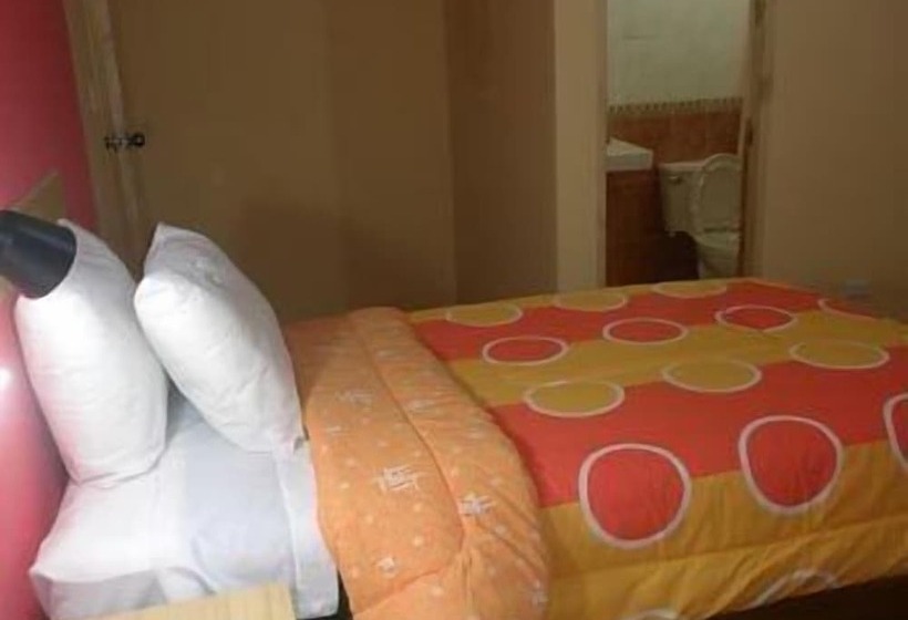 ホテル Kuntur Inn