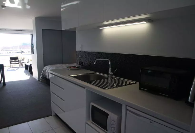 Отель Lakeview Tekapo