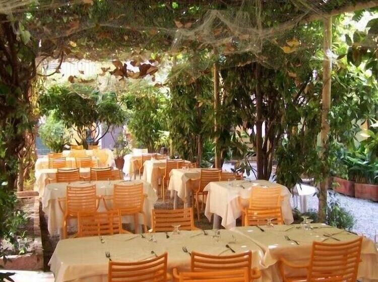 בית מלון כפרי Lavagnese