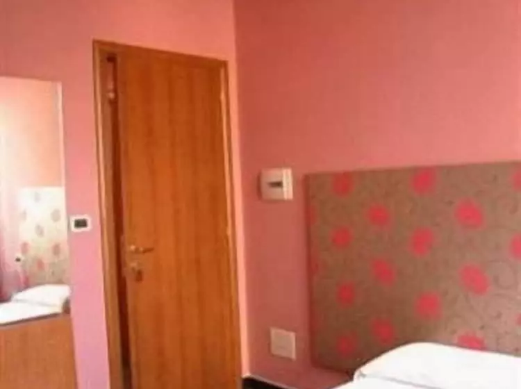 Отель Lavagnese