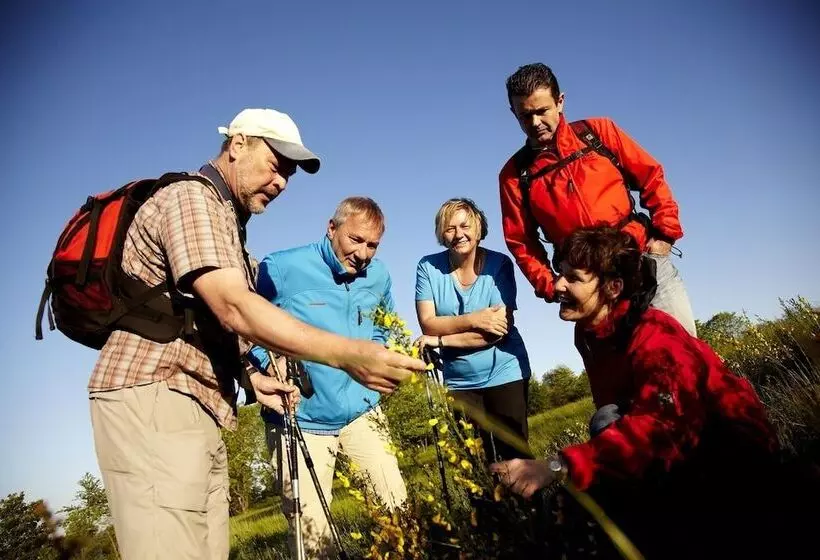 هتل Maarium Meerfeld