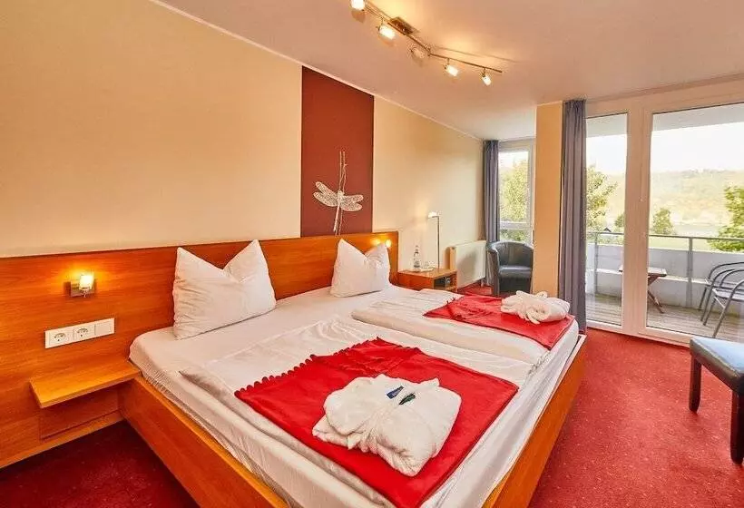 هتل Maarium Meerfeld