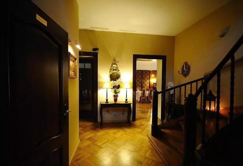 호텔 Maxim Kwidzyn