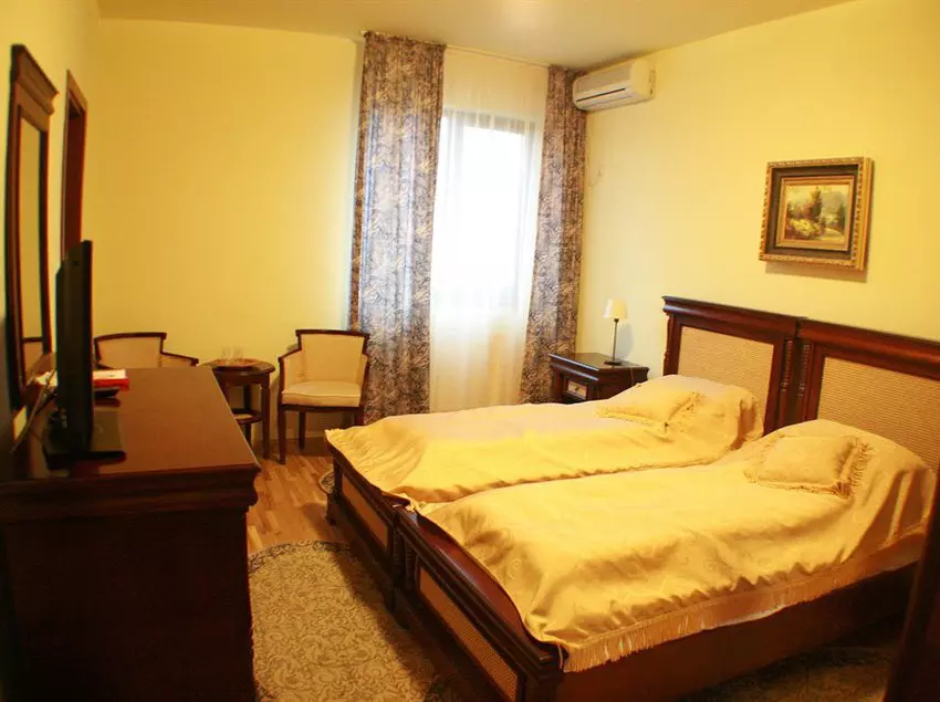 Hotel Pension Restaurant Pipera