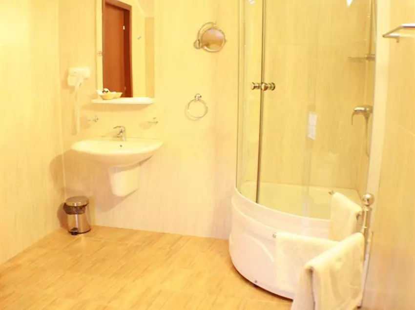 Hotel Pension Restaurant Pipera