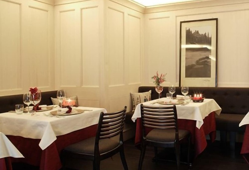 ホテル Savoia Dal 1924