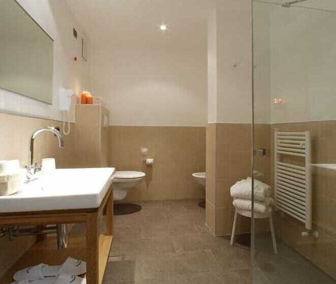 ホテル Savoia Dal 1924