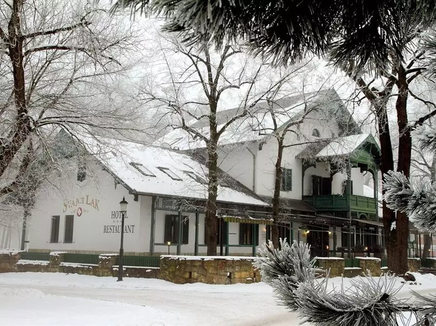 Hotell Svájci Lak - Swiss Lodge
