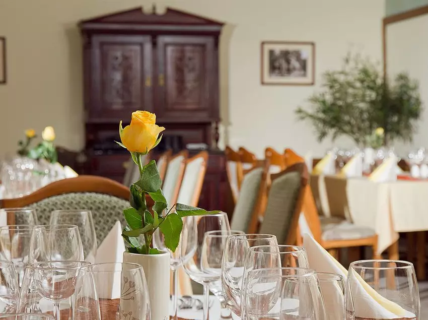 Hotell Svájci Lak - Swiss Lodge