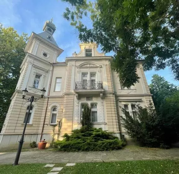 Jókai Villa