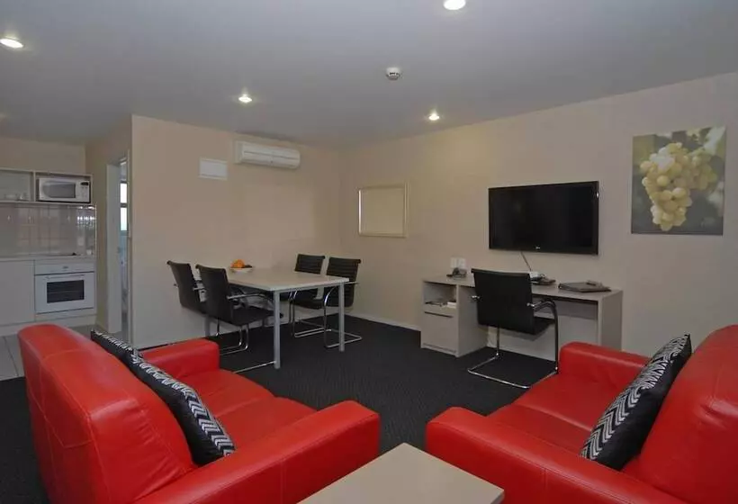 모텔 Omahu Motor Lodge