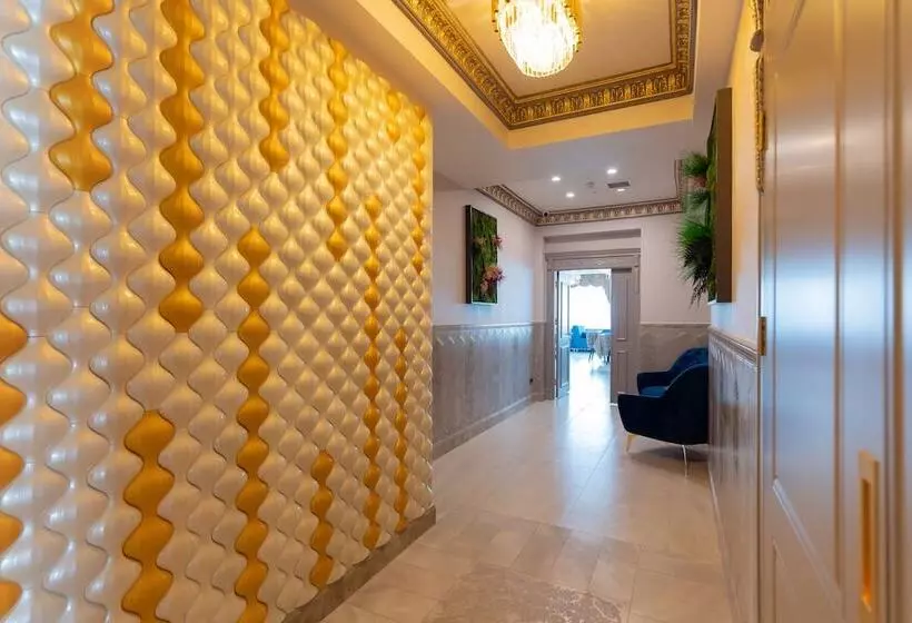 W Regal Boutique Hotel&spa