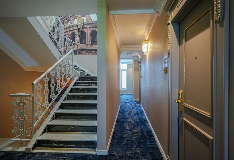 W Regal Boutique Hotel&spa