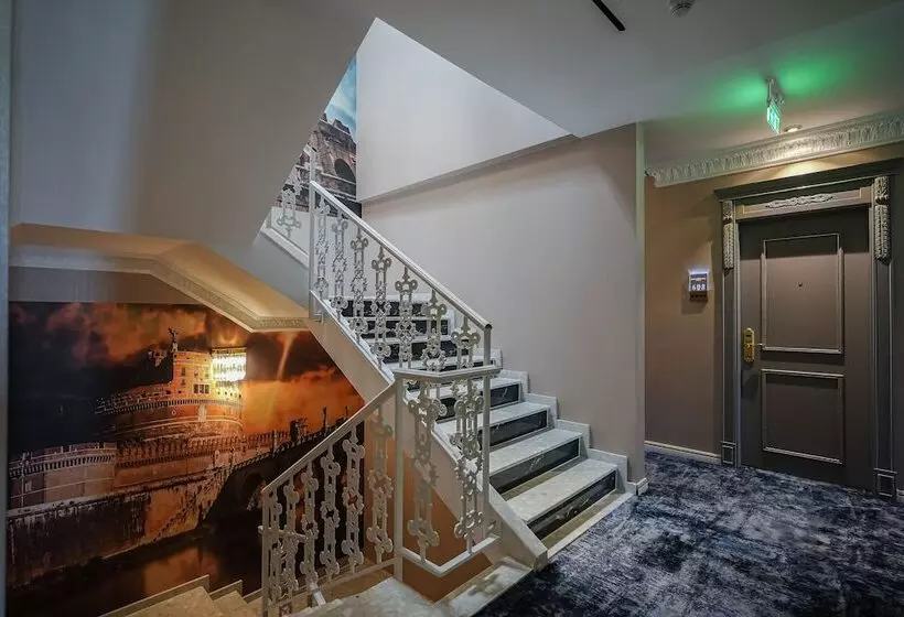 W Regal Boutique Hotel&spa