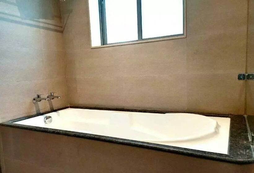 Hotelli Advait Resort,  Kshetra Mahabaleshwar