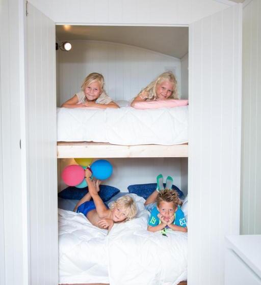 Resort Pipowagen Op Het Strand