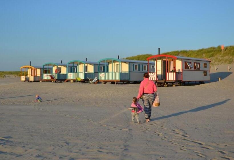 Resort Pipowagen Op Het Strand
