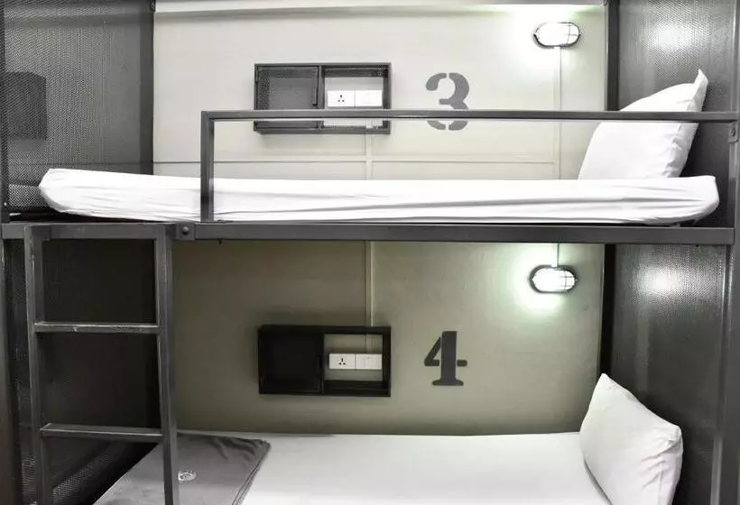 ユースホステル Mad Monkey Bangkok