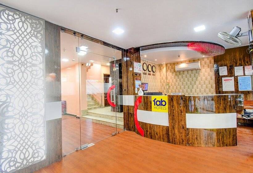 酒店 Super Collection O Park Circus Formerly Imperio