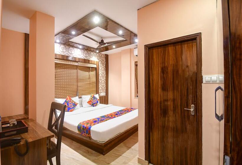 酒店 Super Collection O Park Circus Formerly Imperio