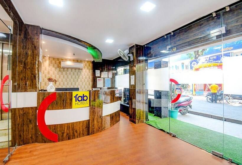 酒店 Super Collection O Park Circus Formerly Imperio