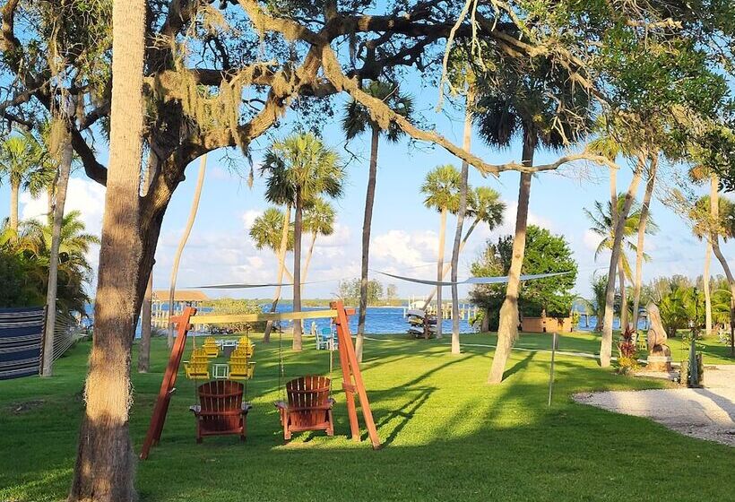 בית מלון כפרי Island View Cottages Sebastian