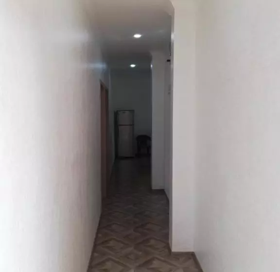 پانسیون Naziti House